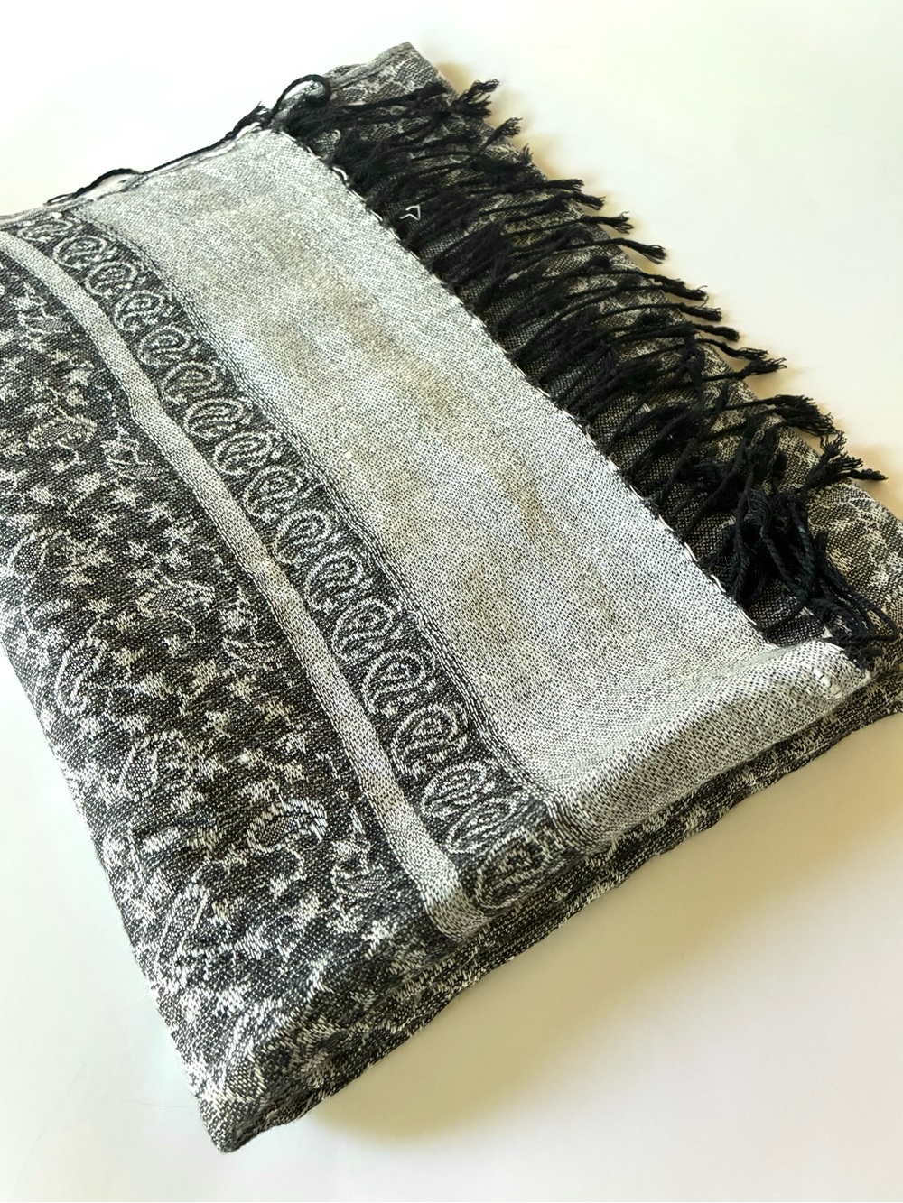 Pashmina Silk Shawl Wrap Black Gray Paisley Fringe 55% Pashmina 45% Silk